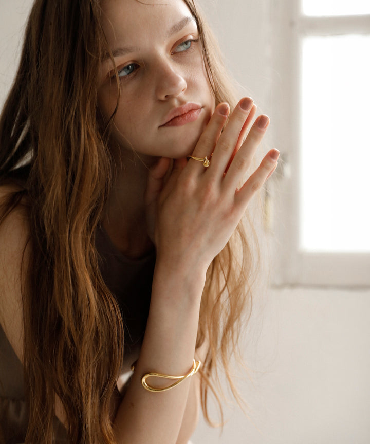 Twist Loop Bangle