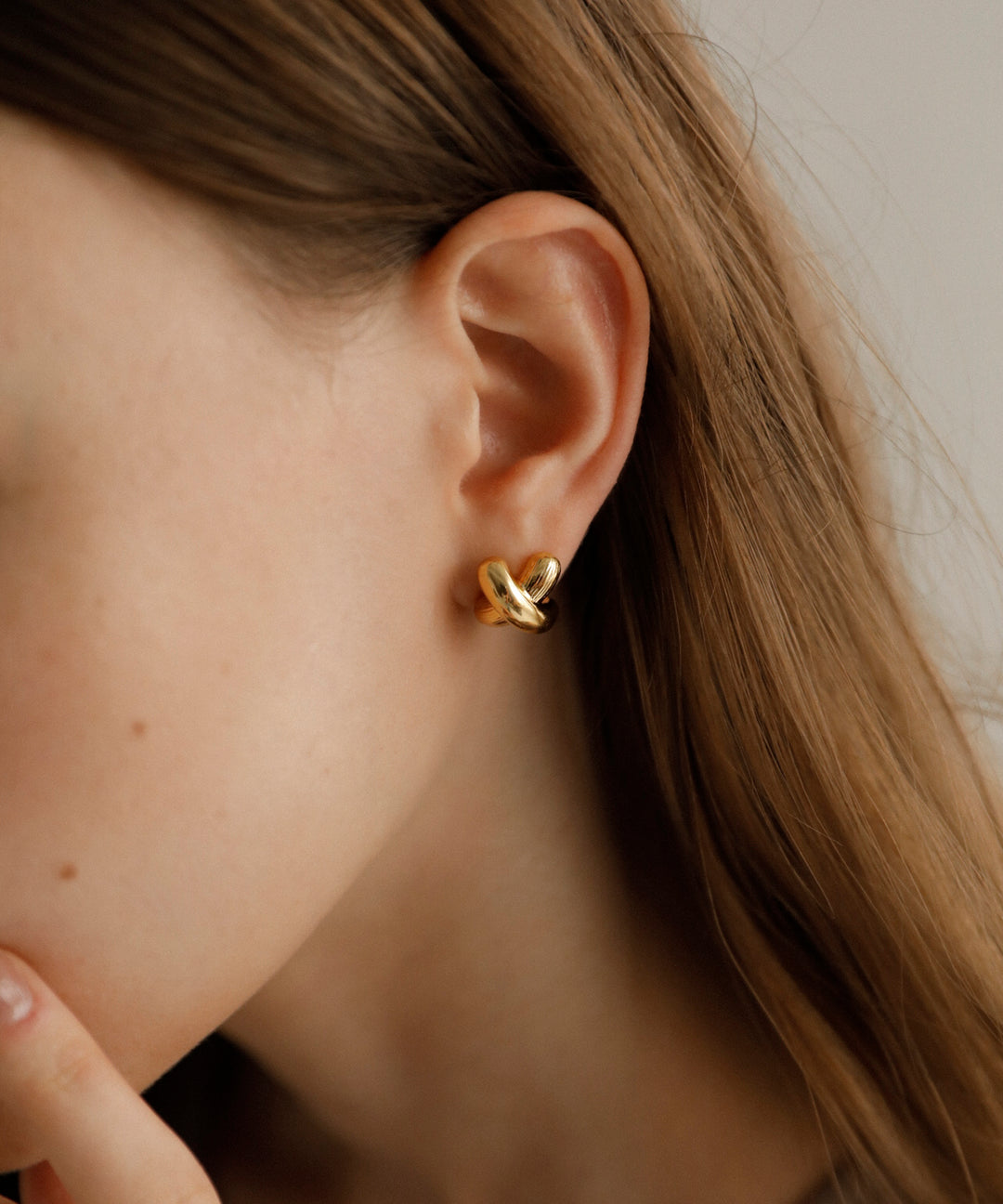 Cross Puffy Pierce