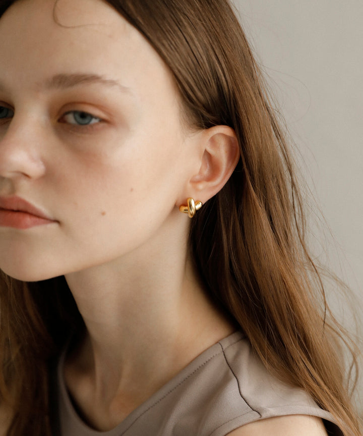 Cross Puffy Pierce