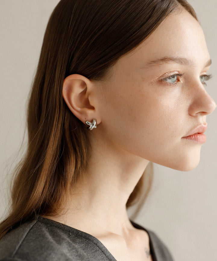 Cross Puffy Pierce