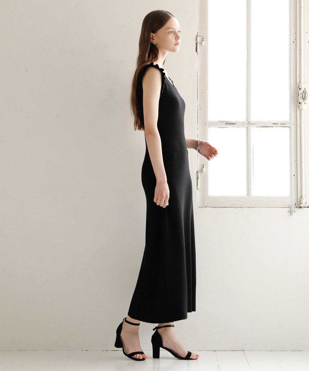 Shell Frill Marin Dress