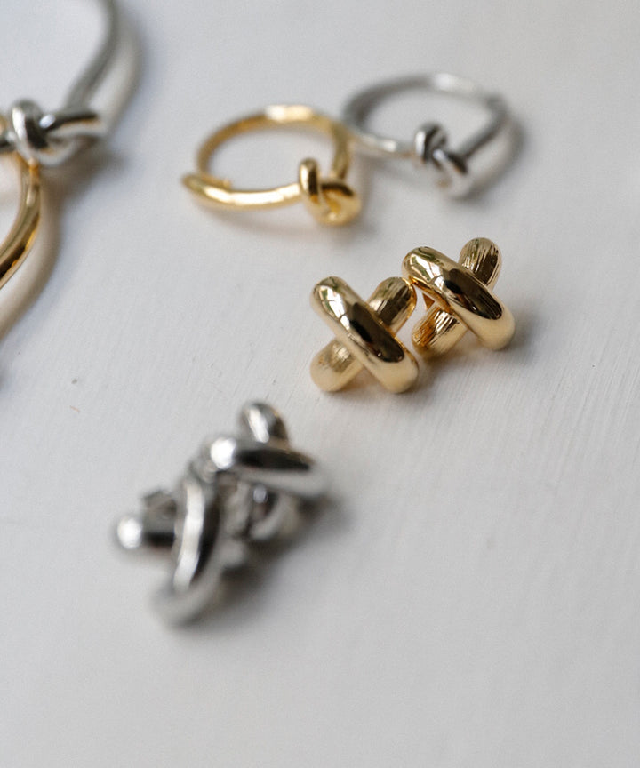 Cross Puffy Pierce