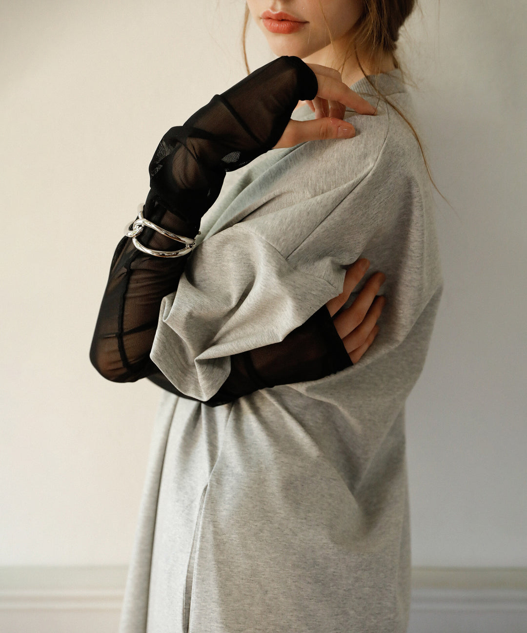 Cut Wide Dress Mesh Arm SET