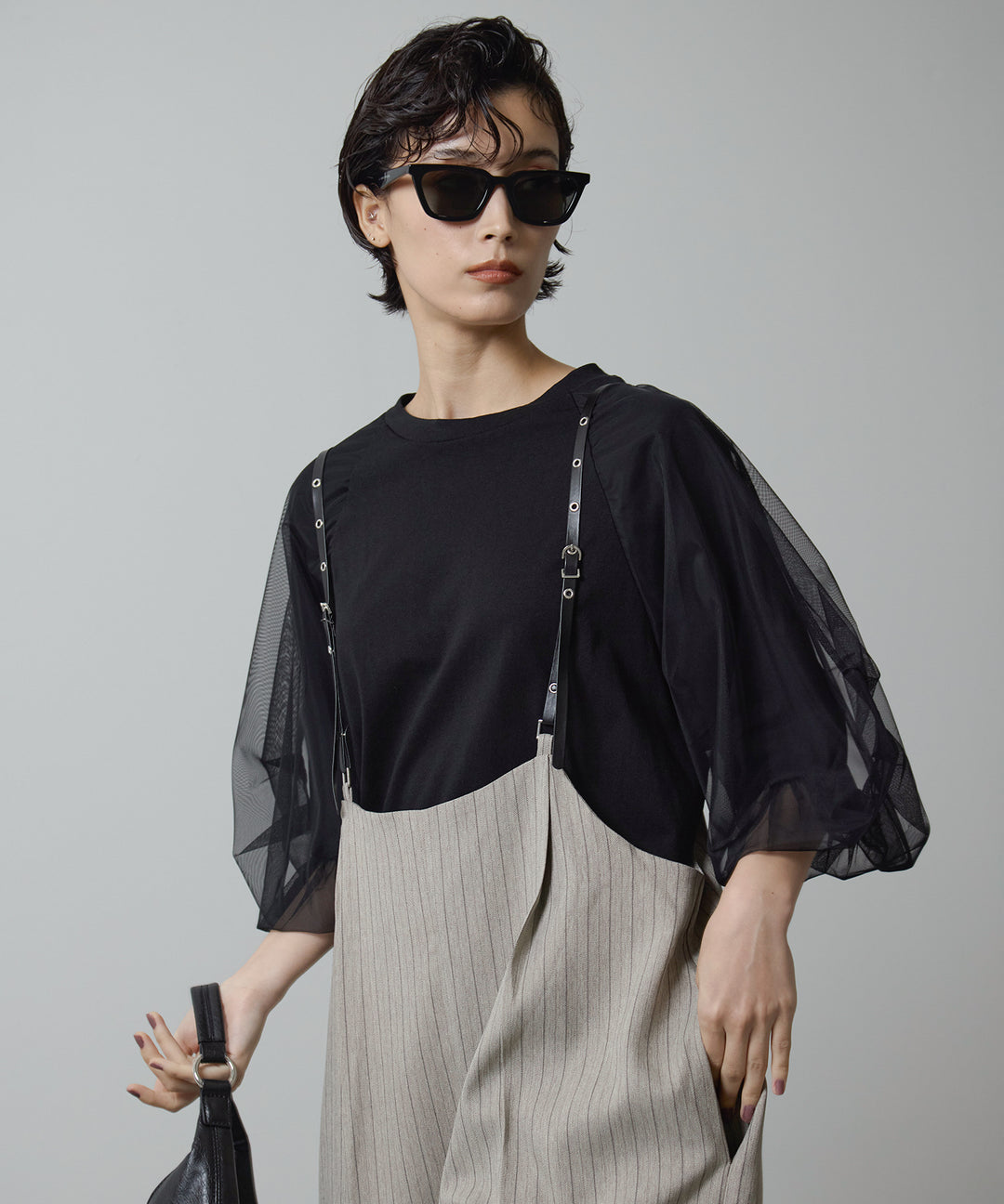 [2SET]Balloon Sleeve Tee + Slim Strap Pinstripe PT