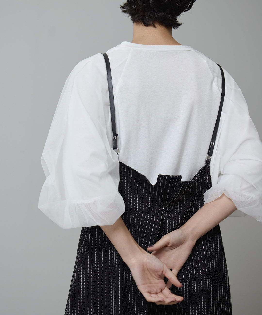 [2SET]Balloon Sleeve Tee + Slim Strap Pinstripe PT