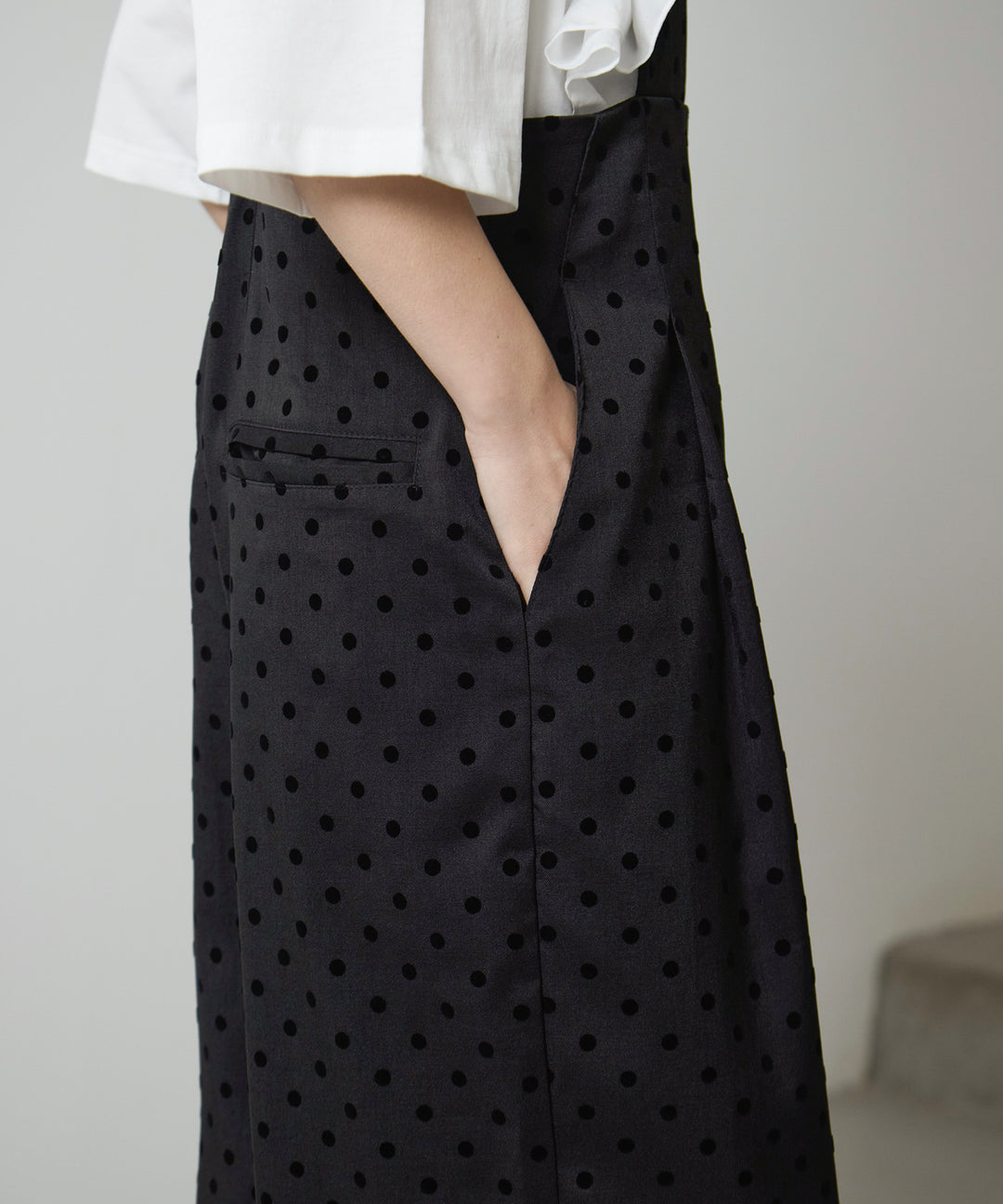 (eliuu)Wide Strap Dot Saropetto