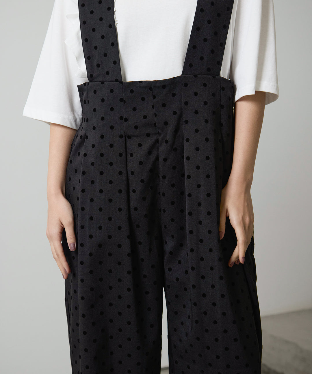 (eliuu)Wide Strap Dot Saropetto