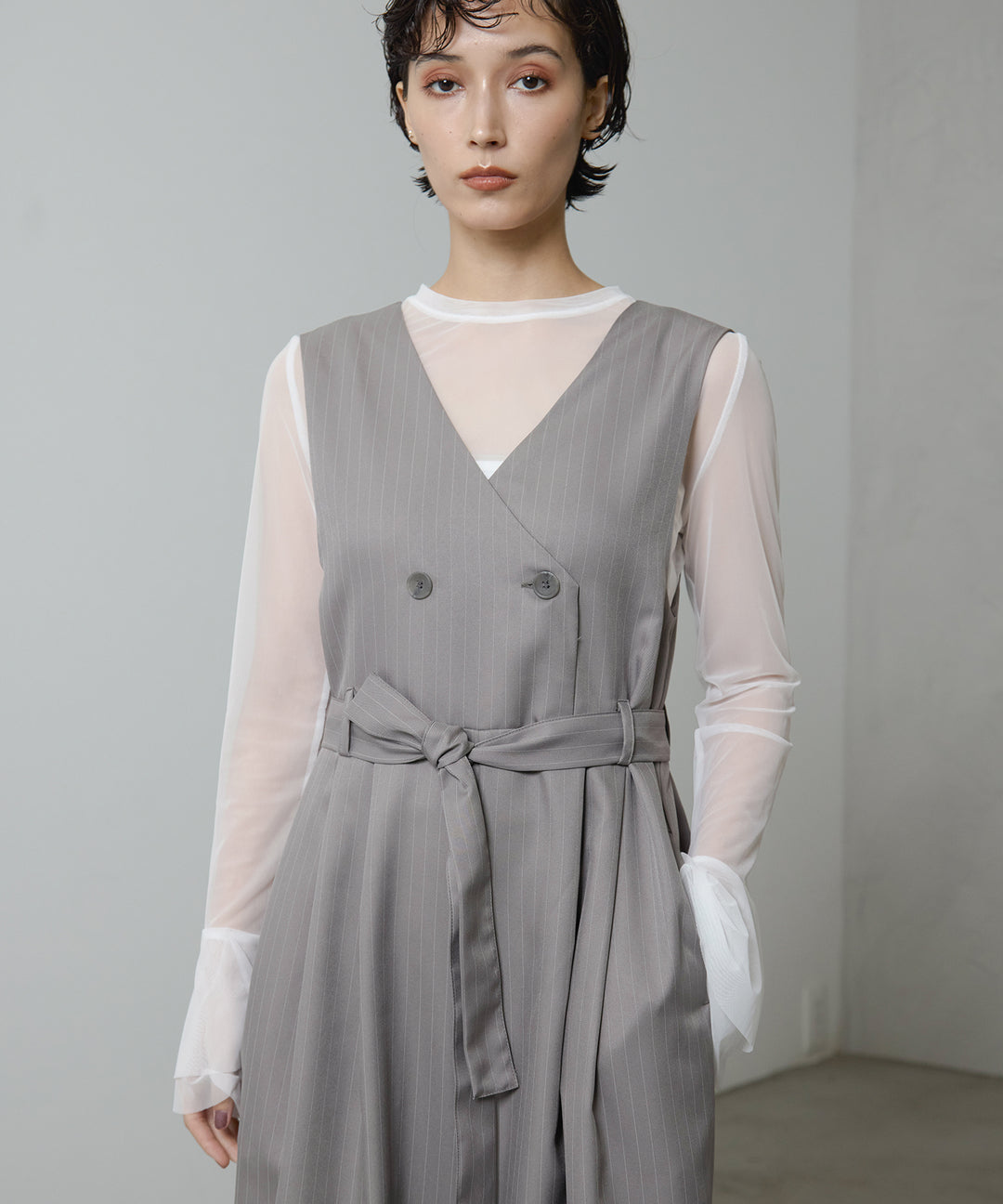 [2SET]Mesh Sheer Bell Top + Pinstripe Double Combinaison