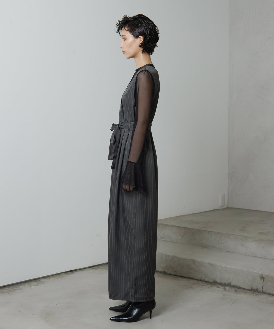 [2SET]Mesh Sheer Bell Top + Pinstripe Double Combinaison