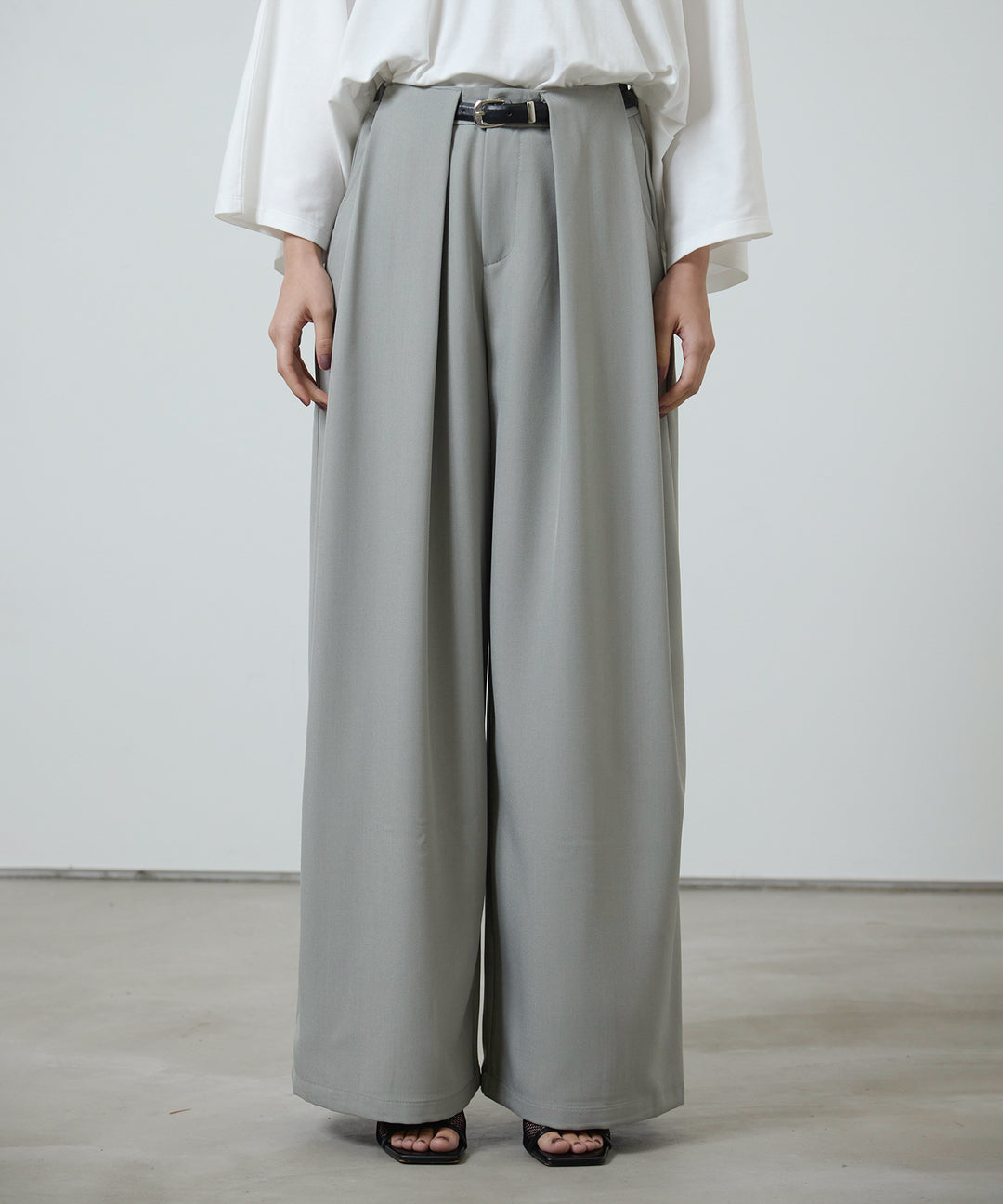 (eliuu)Slim Belt Flare Slacks