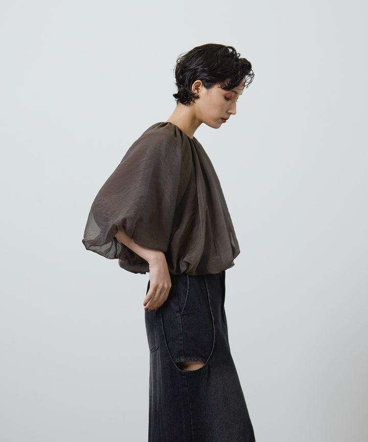 [2SET]Balloon Gather Sheer Blouse + Hole Denim Skirt