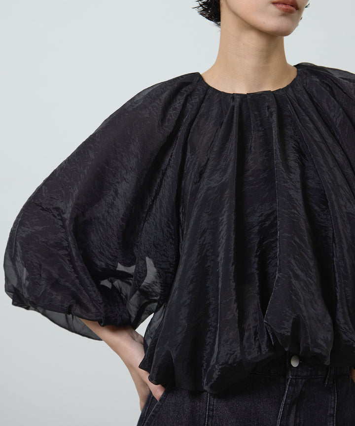 [2SET]Balloon Gather Sheer Blouse + Hole Denim Skirt