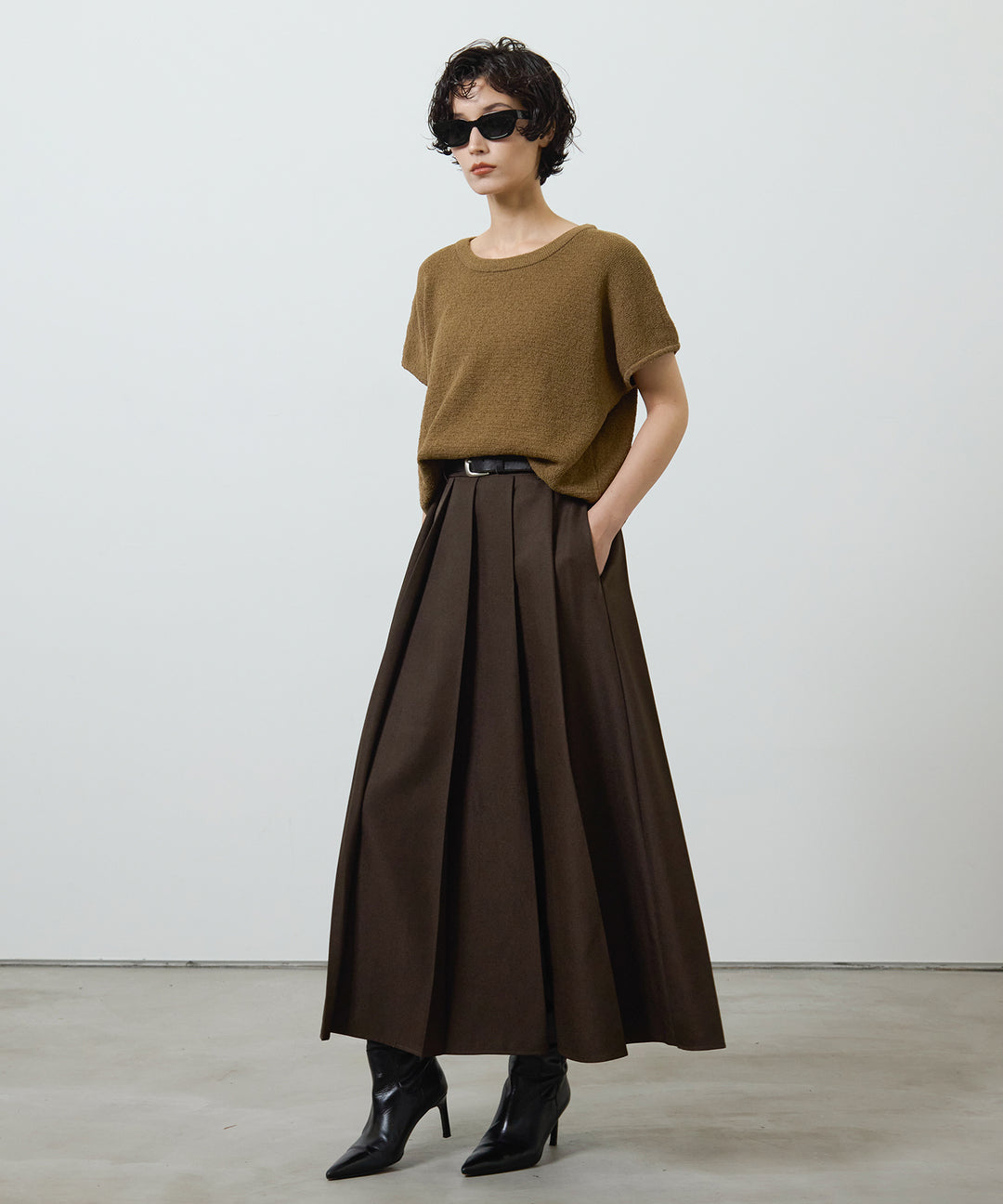 [2SET]Boucle Loose Knit + Pleated Long Skirt