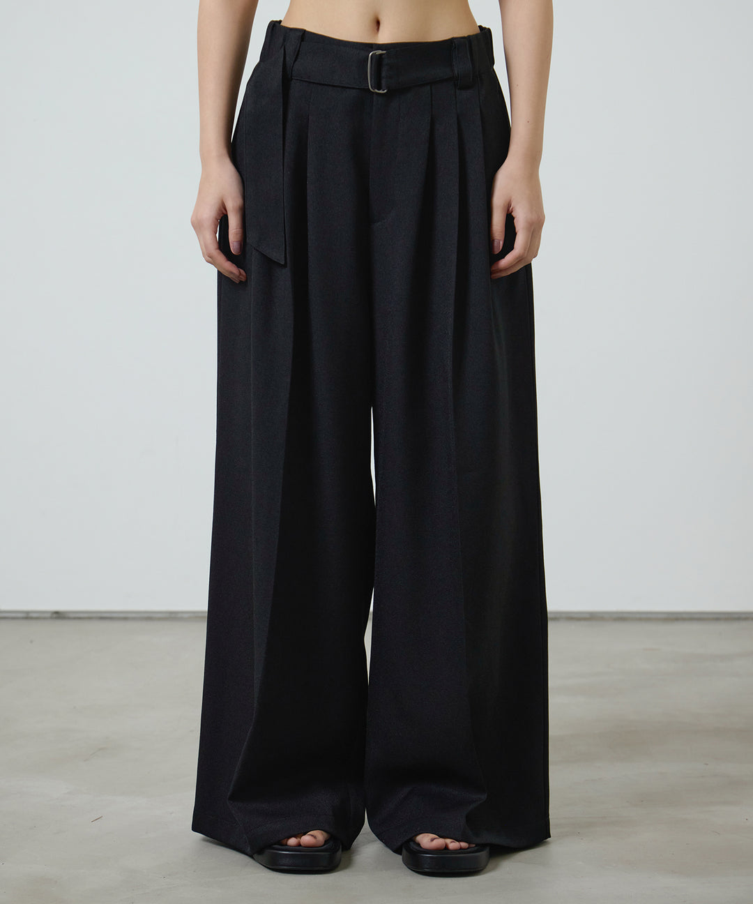 (eliuu)Twill Tuck Belt Slacks