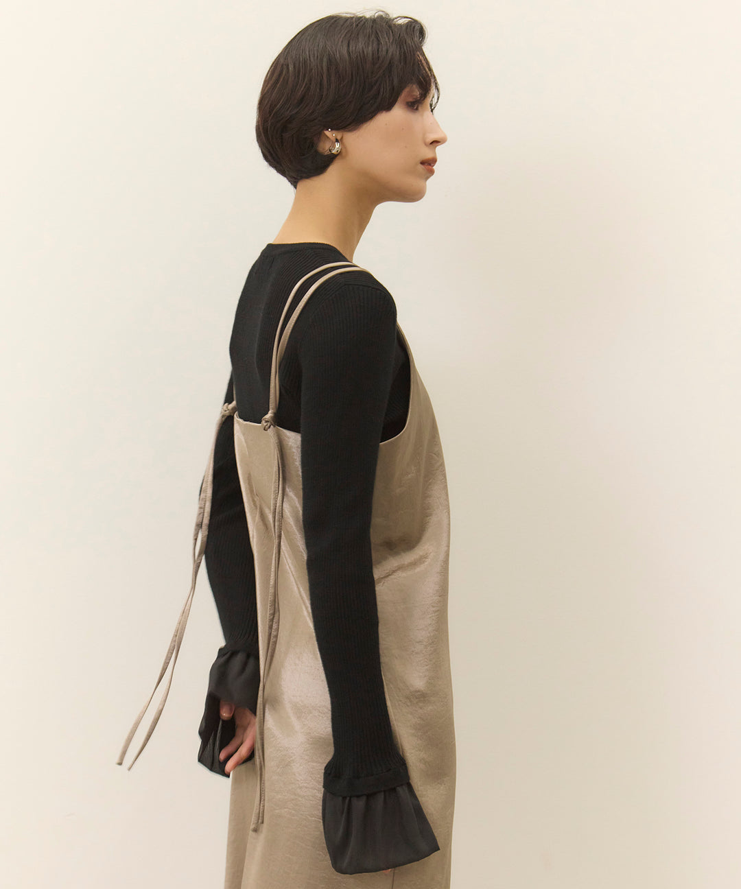 [2SET]Ruffle Cuffs Soft Knit Top + Satin Double C/A Onepiece