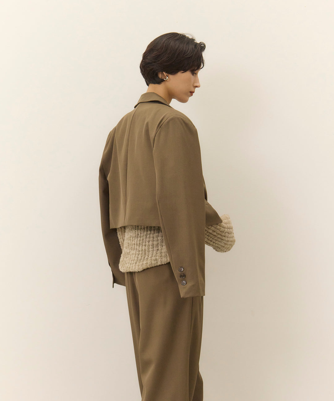 [2SET]Twill Cropped Tailored JK + Twill Tuck Slacks PT