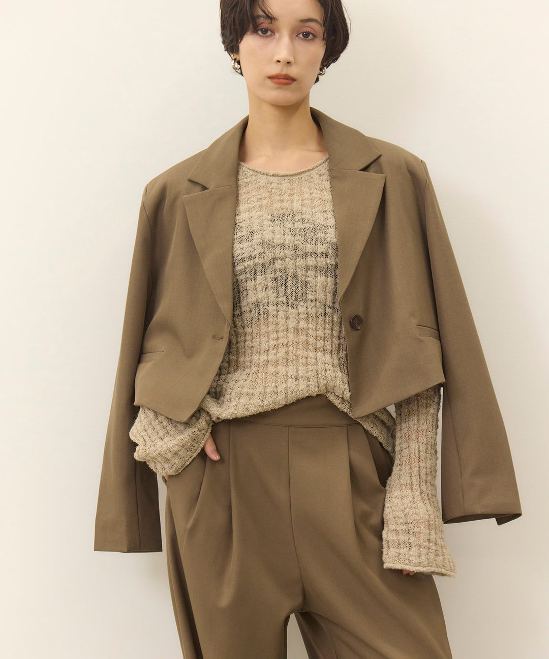 [2SET]Twill Cropped Tailored JK + Twill Tuck Slacks PT