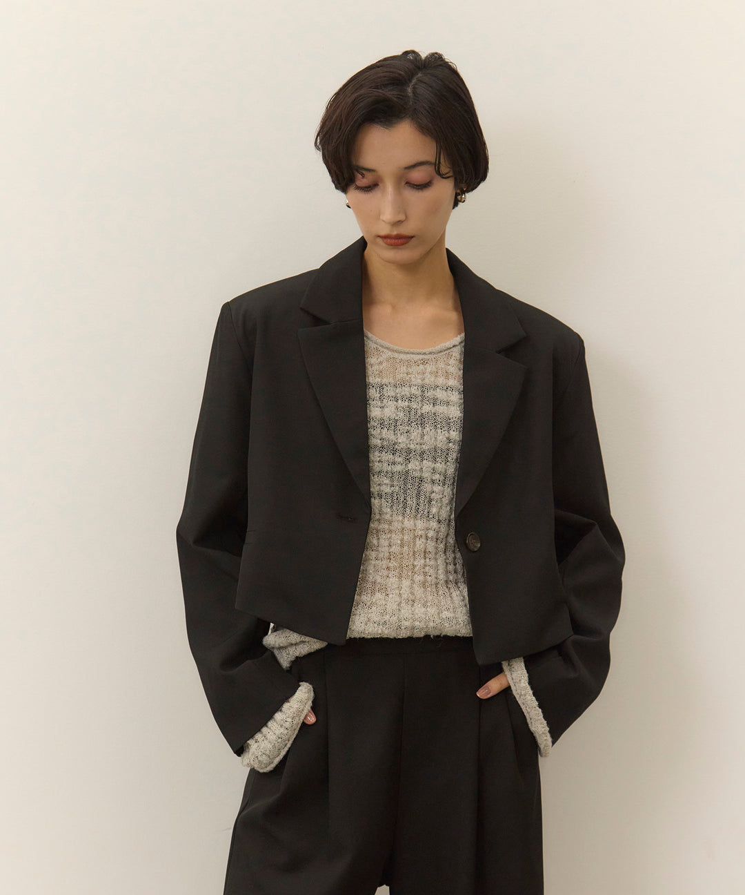 [2SET]Twill Cropped Tailored JK + Twill Tuck Slacks PT