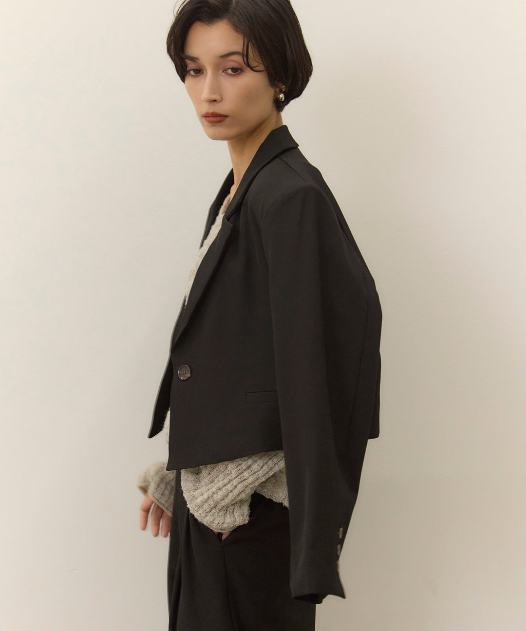 [2SET]Twill Cropped Tailored JK + Twill Tuck Slacks PT