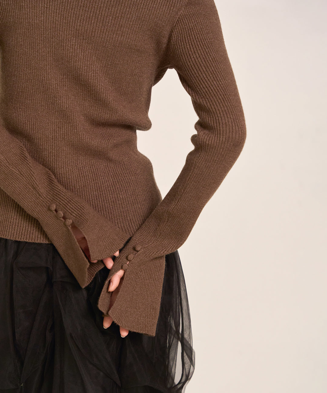 (eliuu)Smooth Soft Flare Sleeve Top