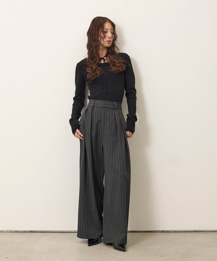 (eliuu)Pinstripe Wide Tuck Slacks