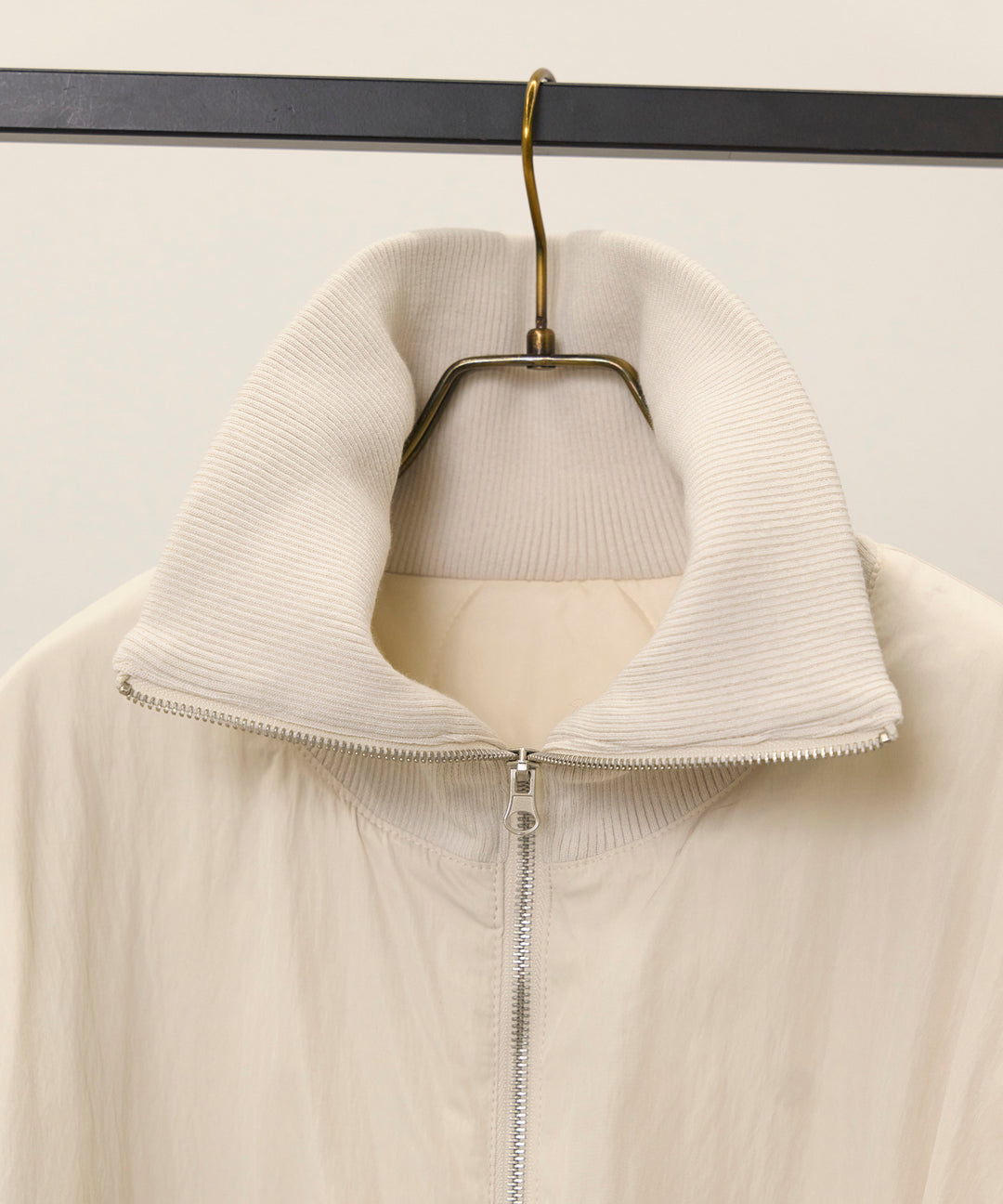 Balloon Curve Nylon Coat