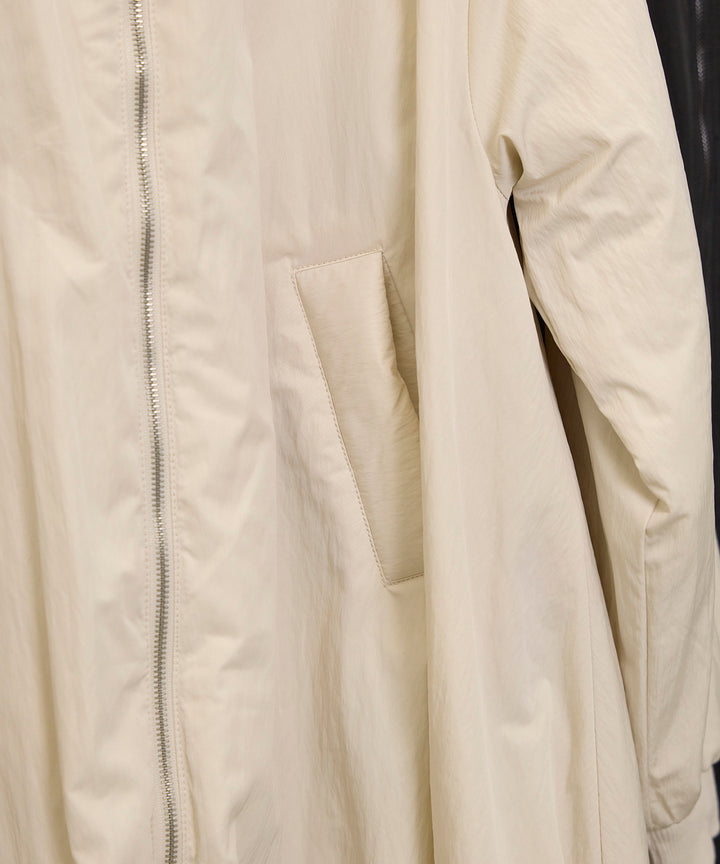 Balloon Curve Nylon Coat