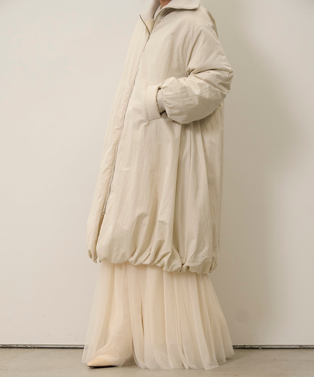 Balloon Curve Nylon Coat