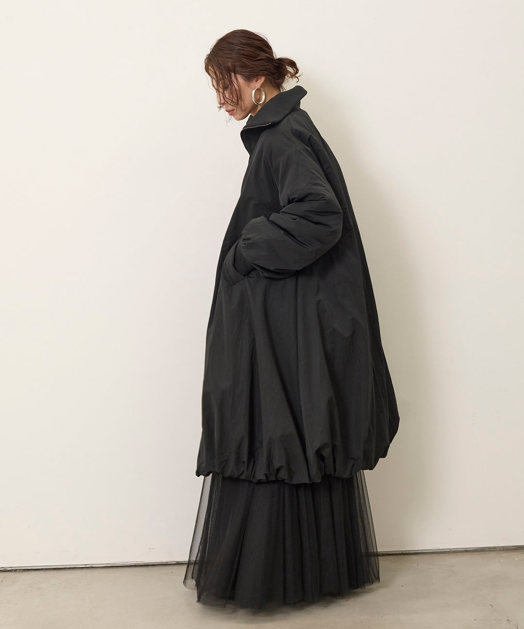 Balloon Curve Nylon Coat