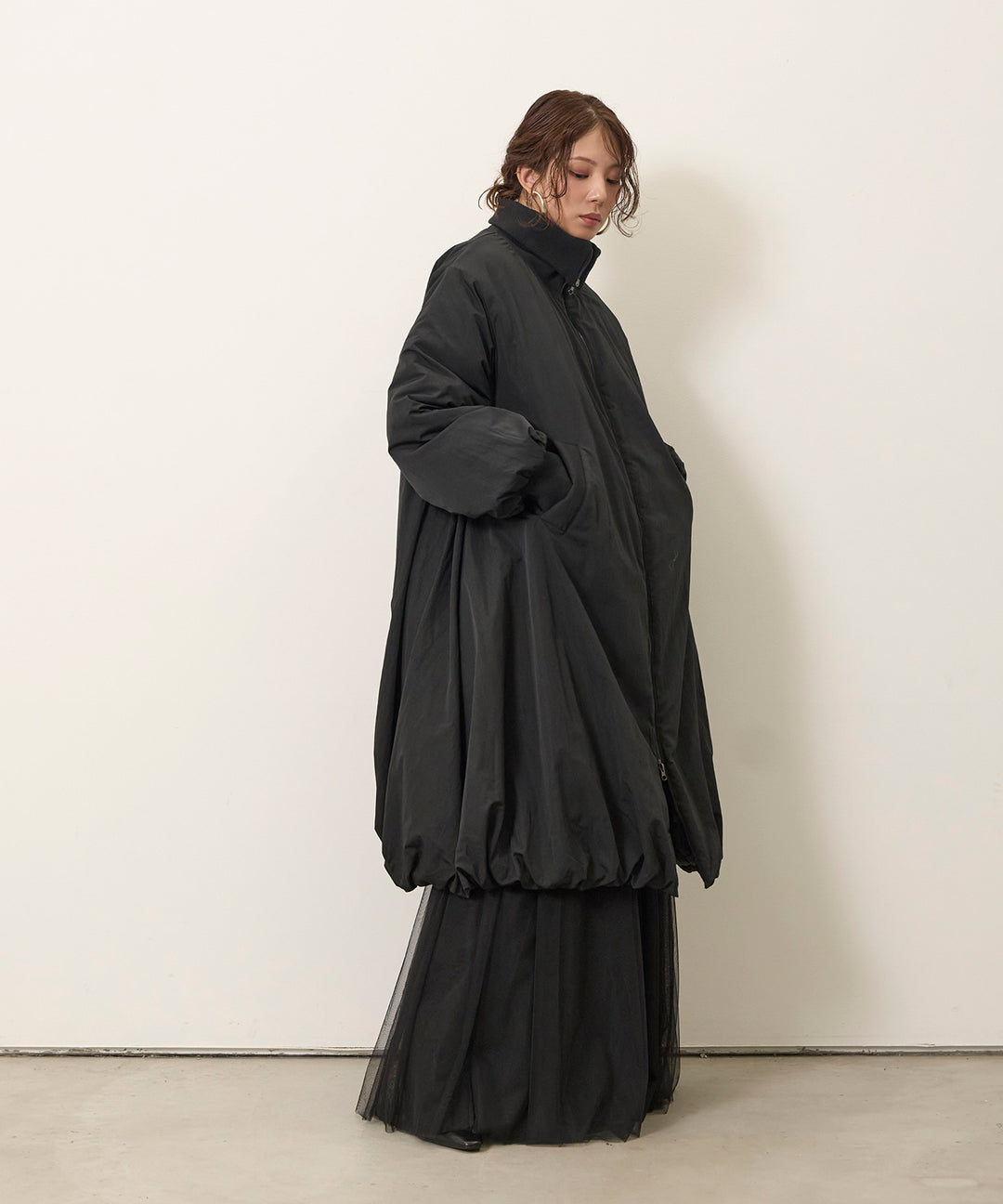 Balloon Curve Nylon Coat
