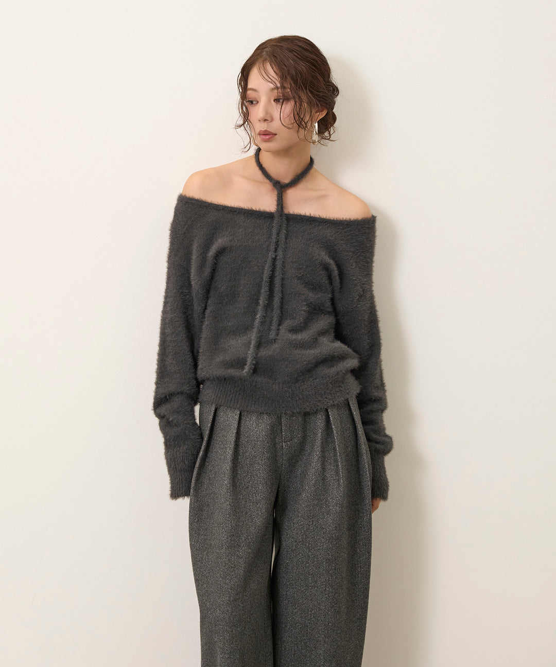 Choker Feather Round Knit