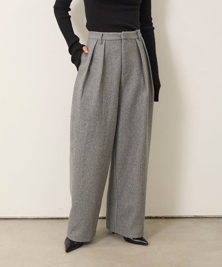 (eliuu)Wool Like Tuck Trousers