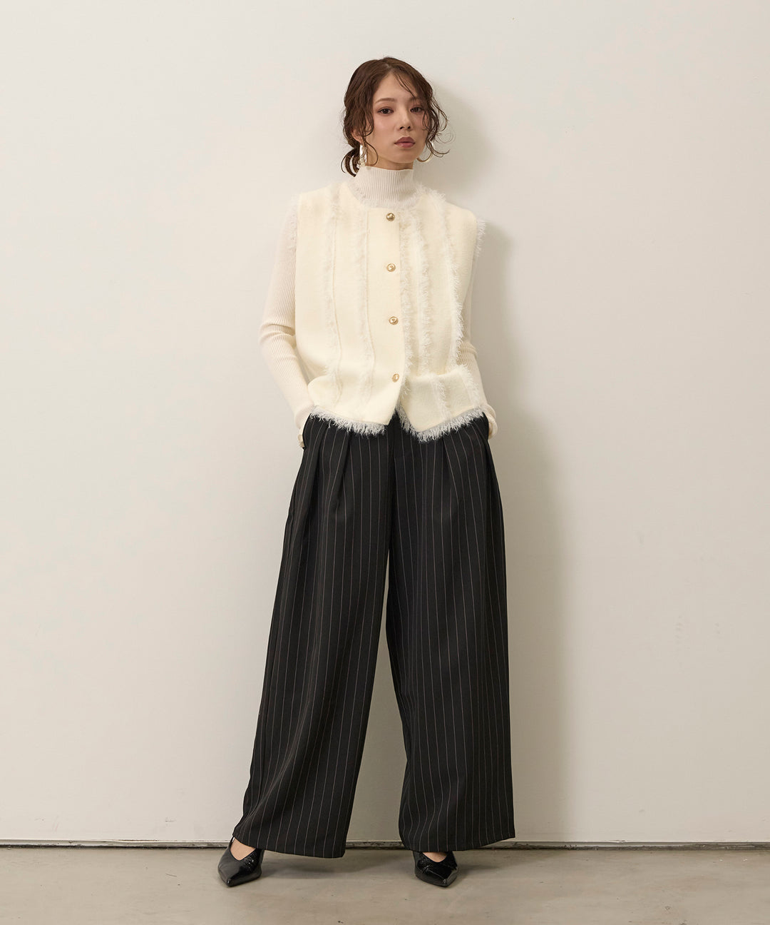 (eliuu)Pinstripe Wide Tuck Slacks