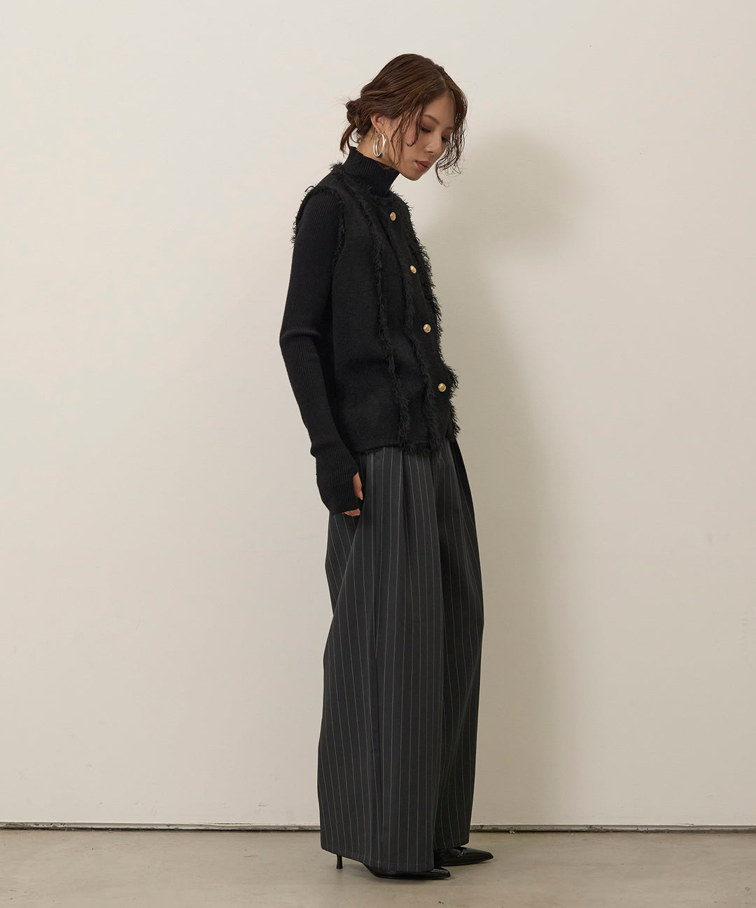 (eliuu)Pinstripe Wide Tuck Slacks