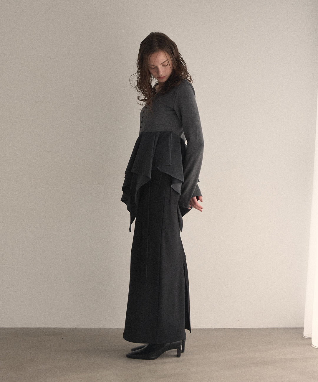 Cut Tight Cargo Skirt