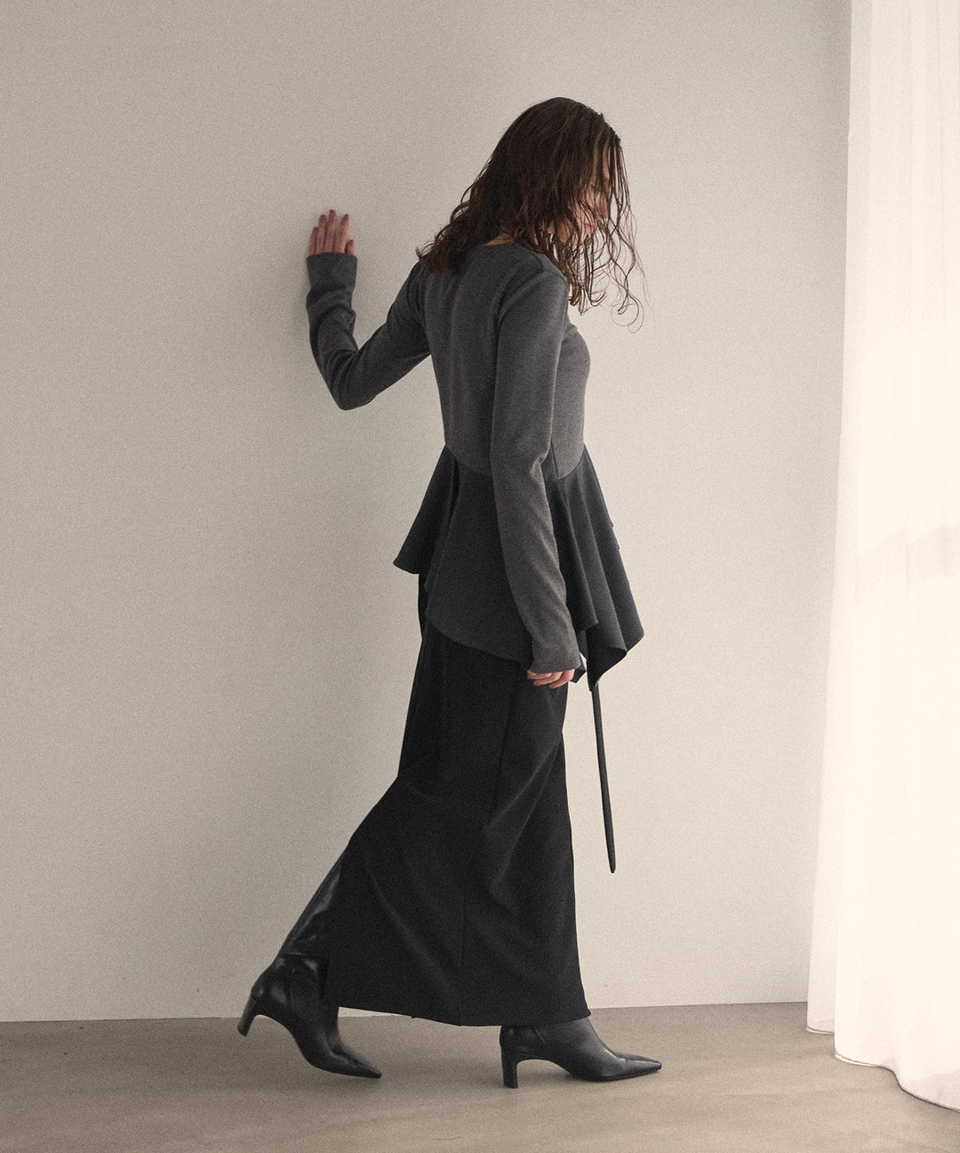 Cut Tight Cargo Skirt