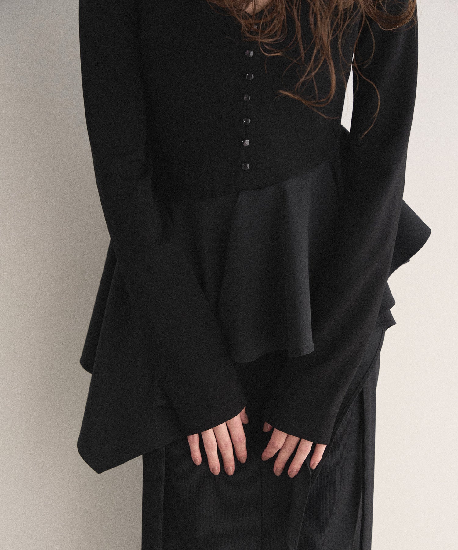 新品タグ付き　 Peplum Henry Tops ペプラムトップス Peplum Henry Tops – MIELI INVARIANT