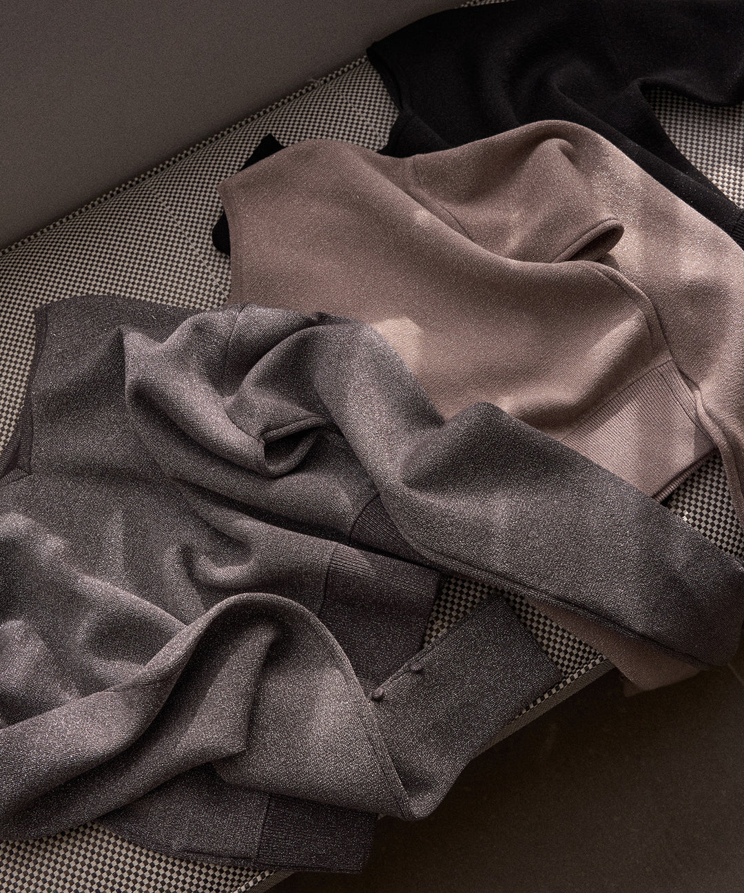 2way Tuck Glitter Knit Tops