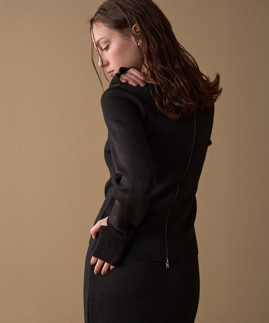 2way Zip Slit Glitter Knit Tops