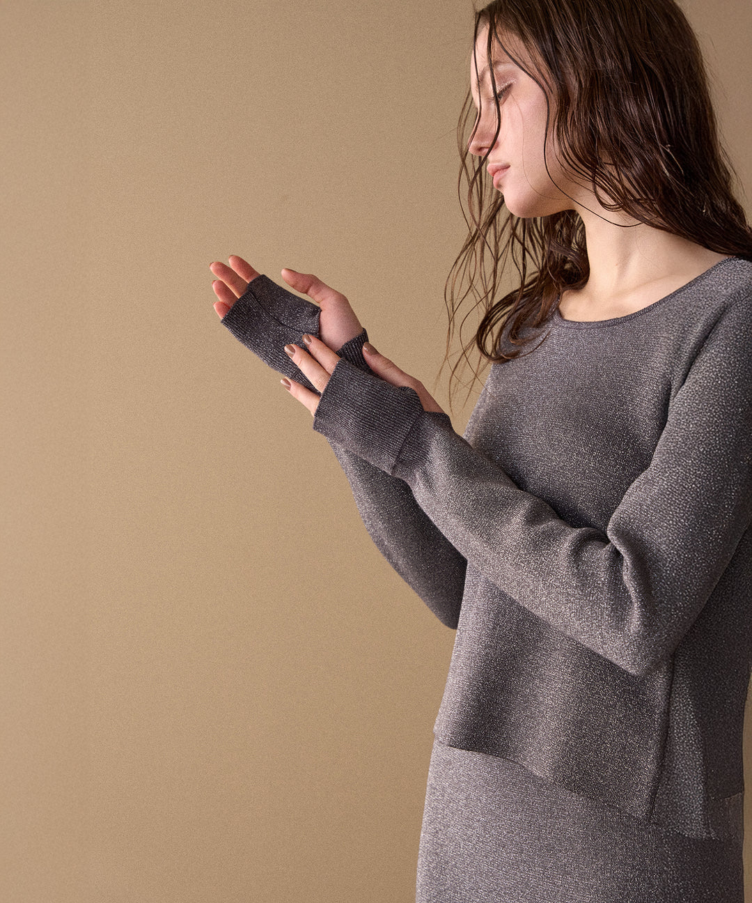 2way Zip Slit Glitter Knit Tops