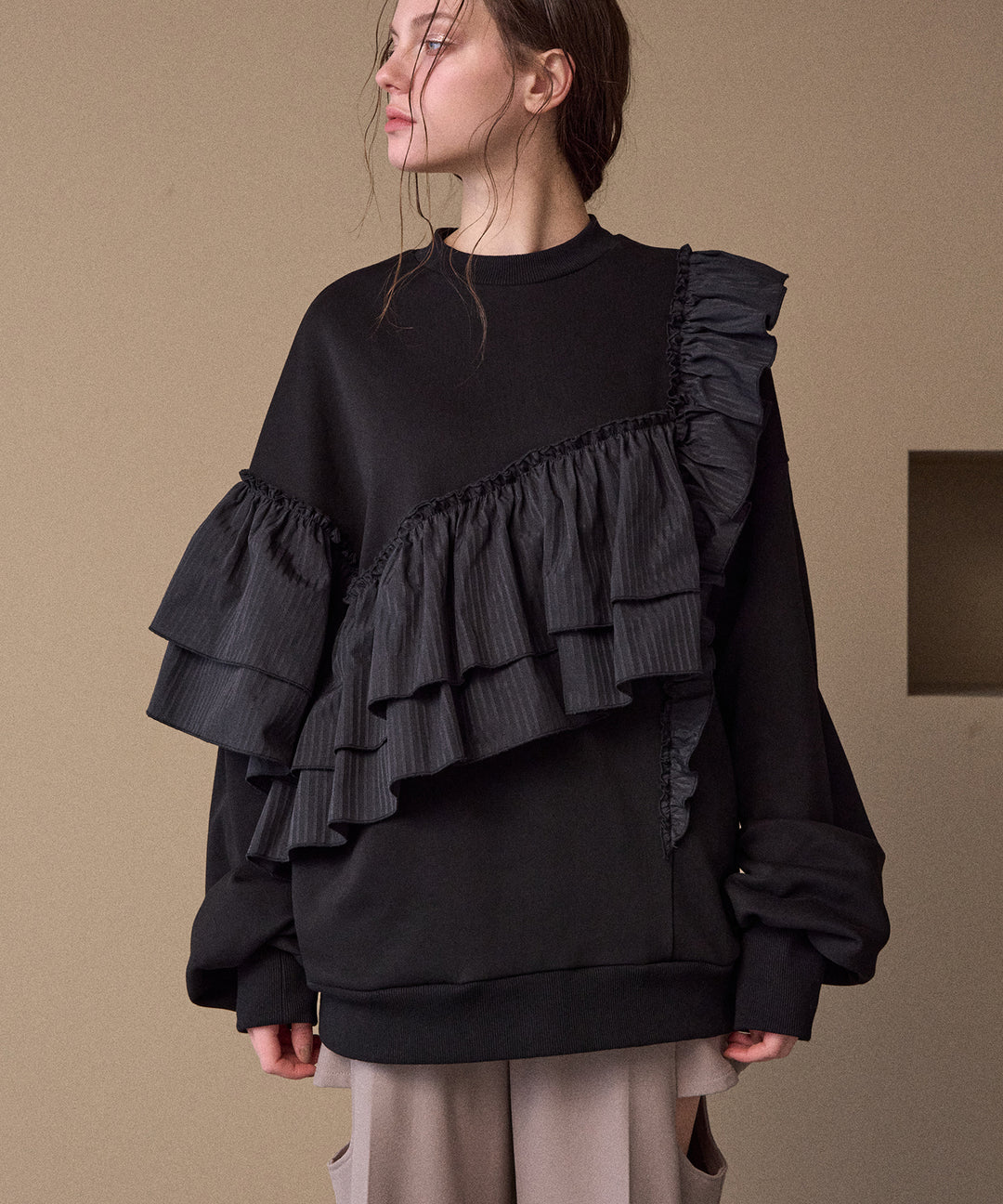 Pinstripe Frill Sweat Pull Over