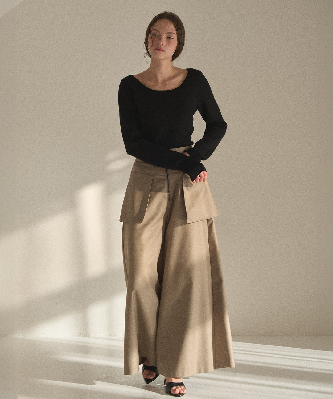 2way Zip Slit Glitter Knit Tops