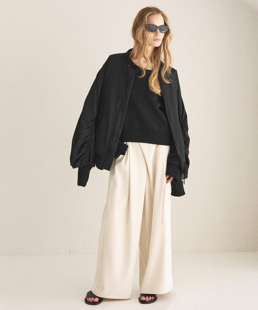 2way Tuck Glitter Knit Tops