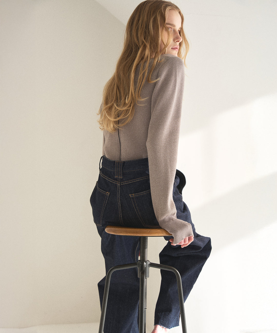 2way Zip Slit Glitter Knit Tops