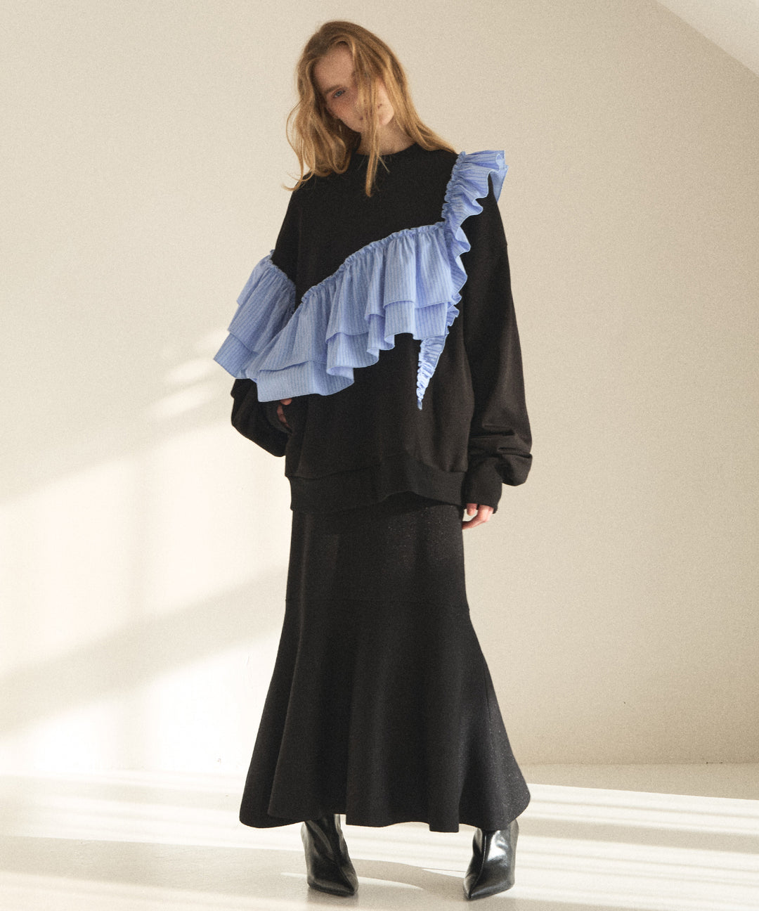 Pinstripe Frill Sweat Pull Over