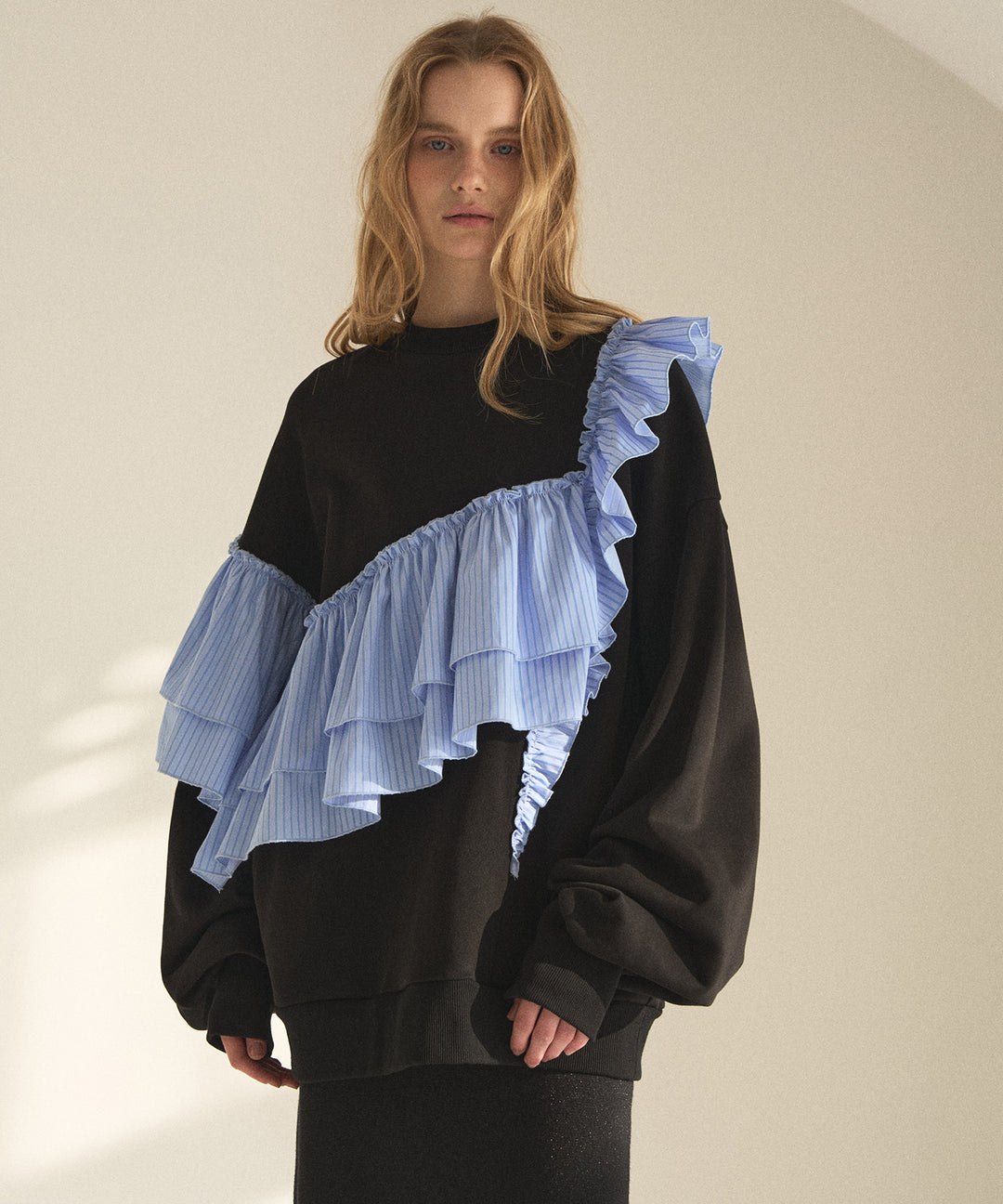 Pinstripe Frill Sweat Pull Over
