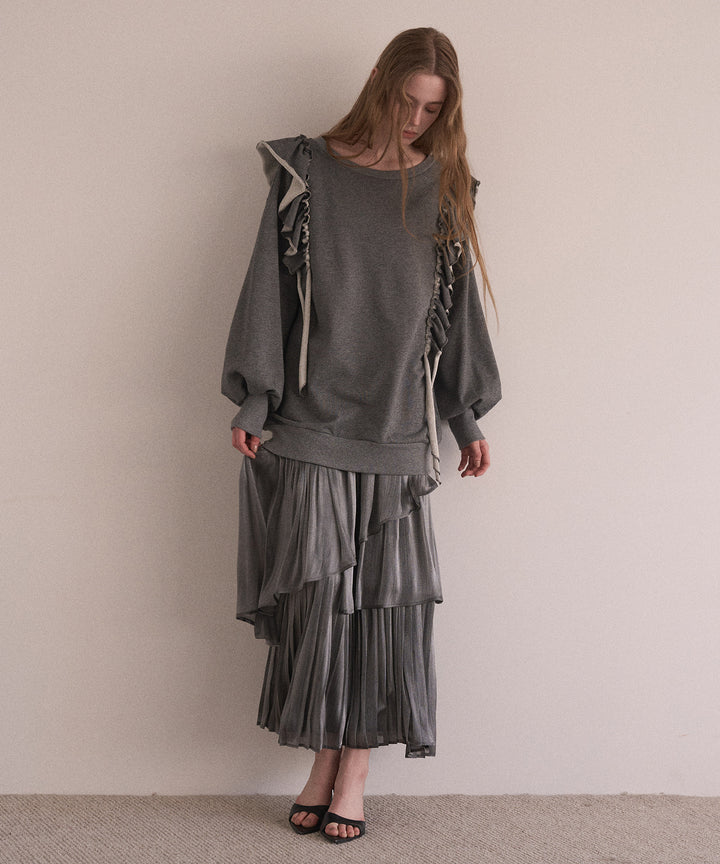 Droopy Frill Sweat Tops