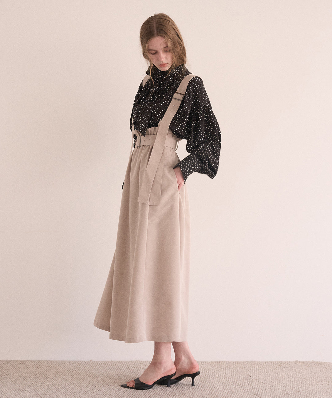 Belt Flare Form Skirt