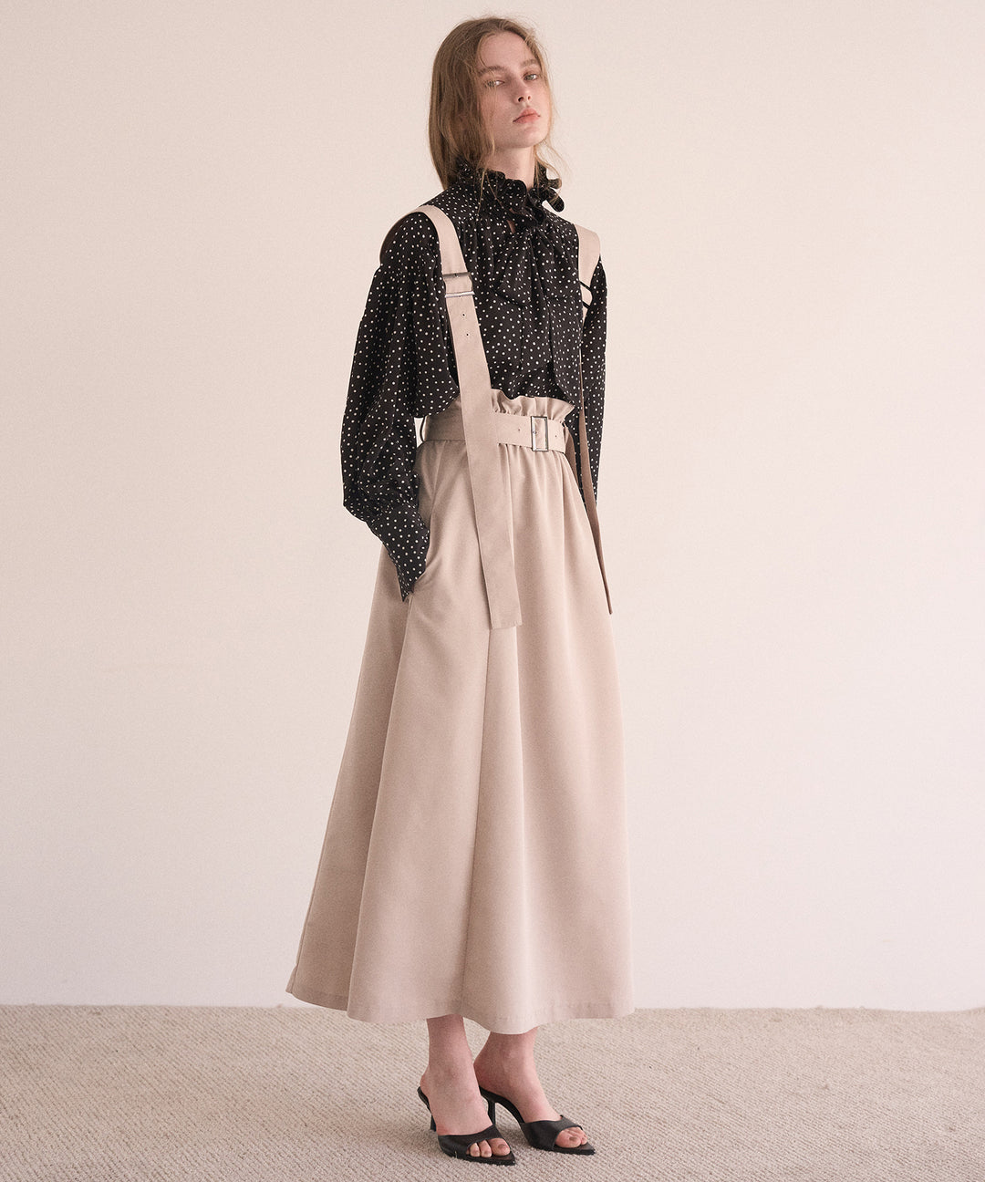 Belt Flare Form Skirt