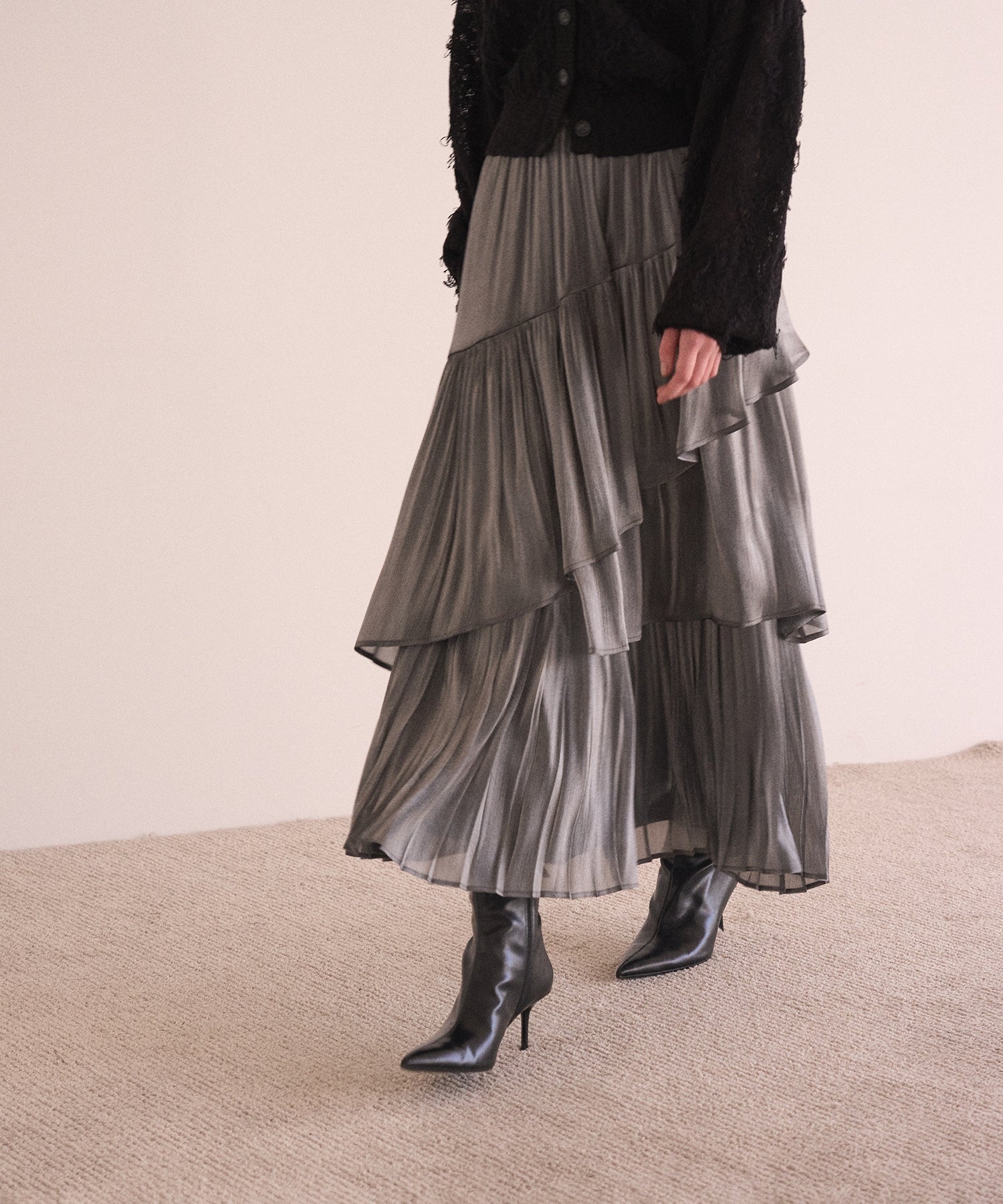 Aurora Milky Way Tiered Skirt – MIELI INVARIANT